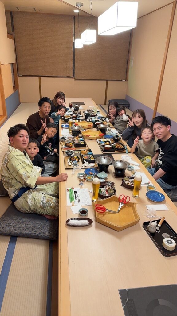 社員家族みんなで行く「ありがとうの忘年会」